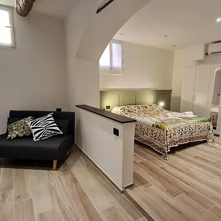 Le Prie Apartment Genoa